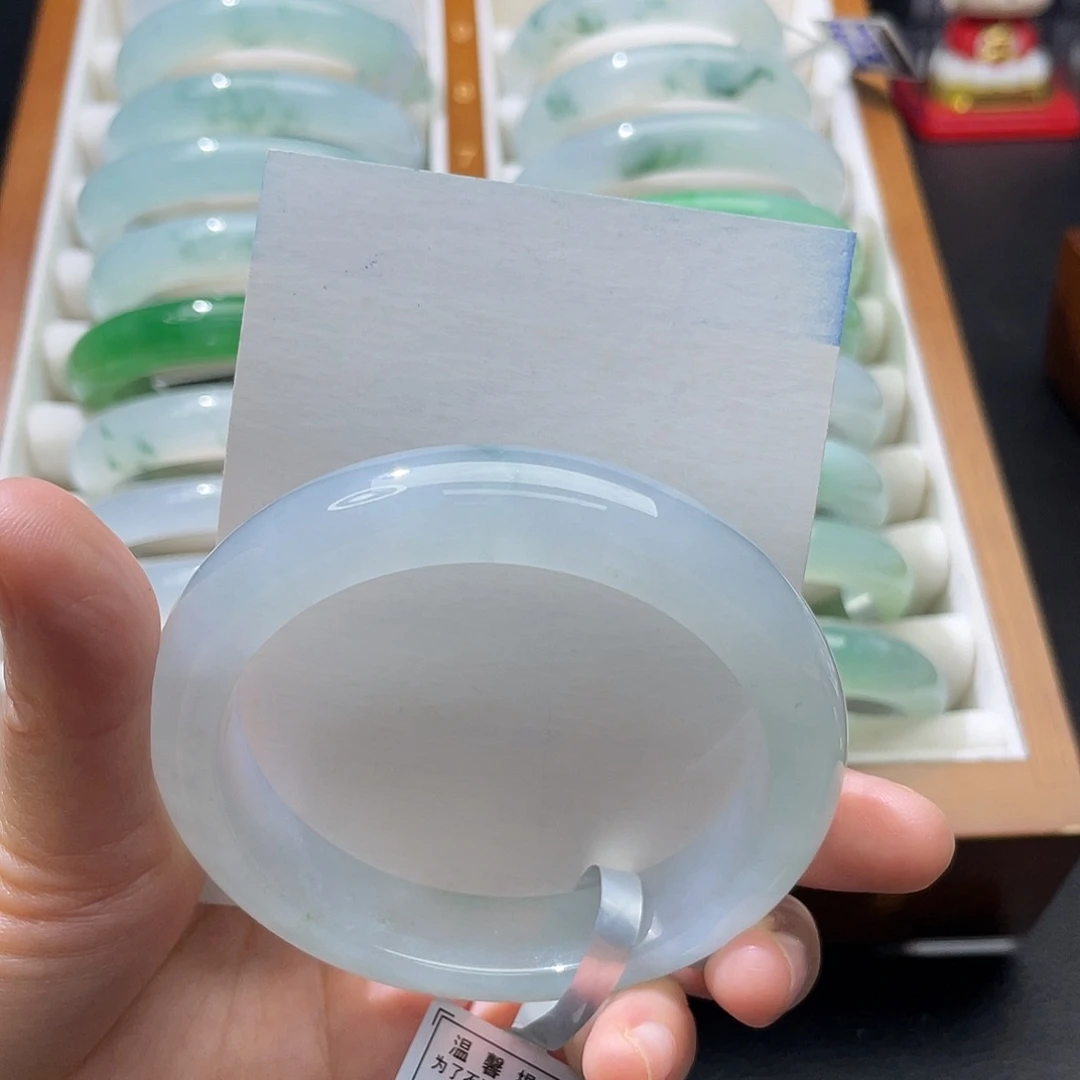 翡翠未镶嵌手镯56.8冰胶蓝