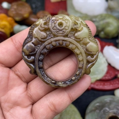 蛇纹石玉颈饰未镶嵌92