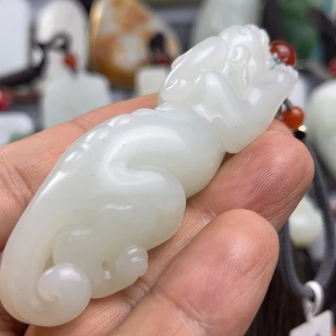 和田玉未镶嵌吊坠(不含链)