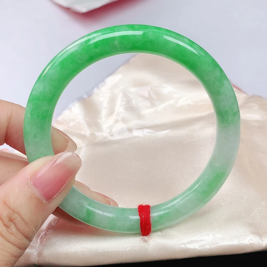 翡翠手镯未镶嵌57圈圆2479
