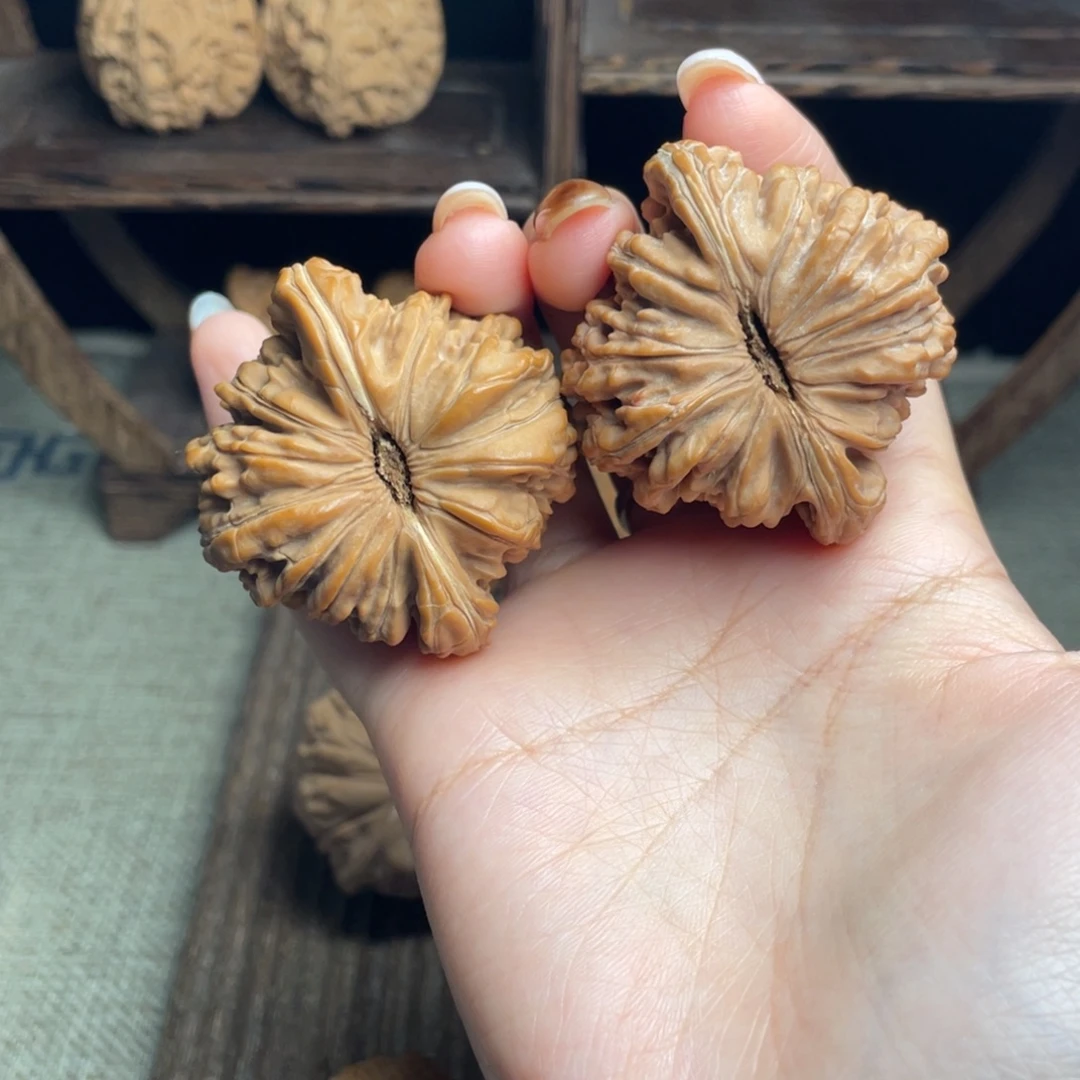 爱***陈吊坠文玩核桃四座楼48