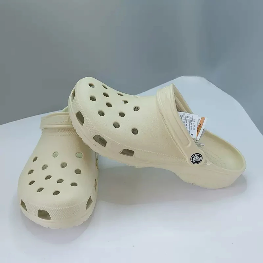 卡家明星经典款洞洞鞋踩屎感