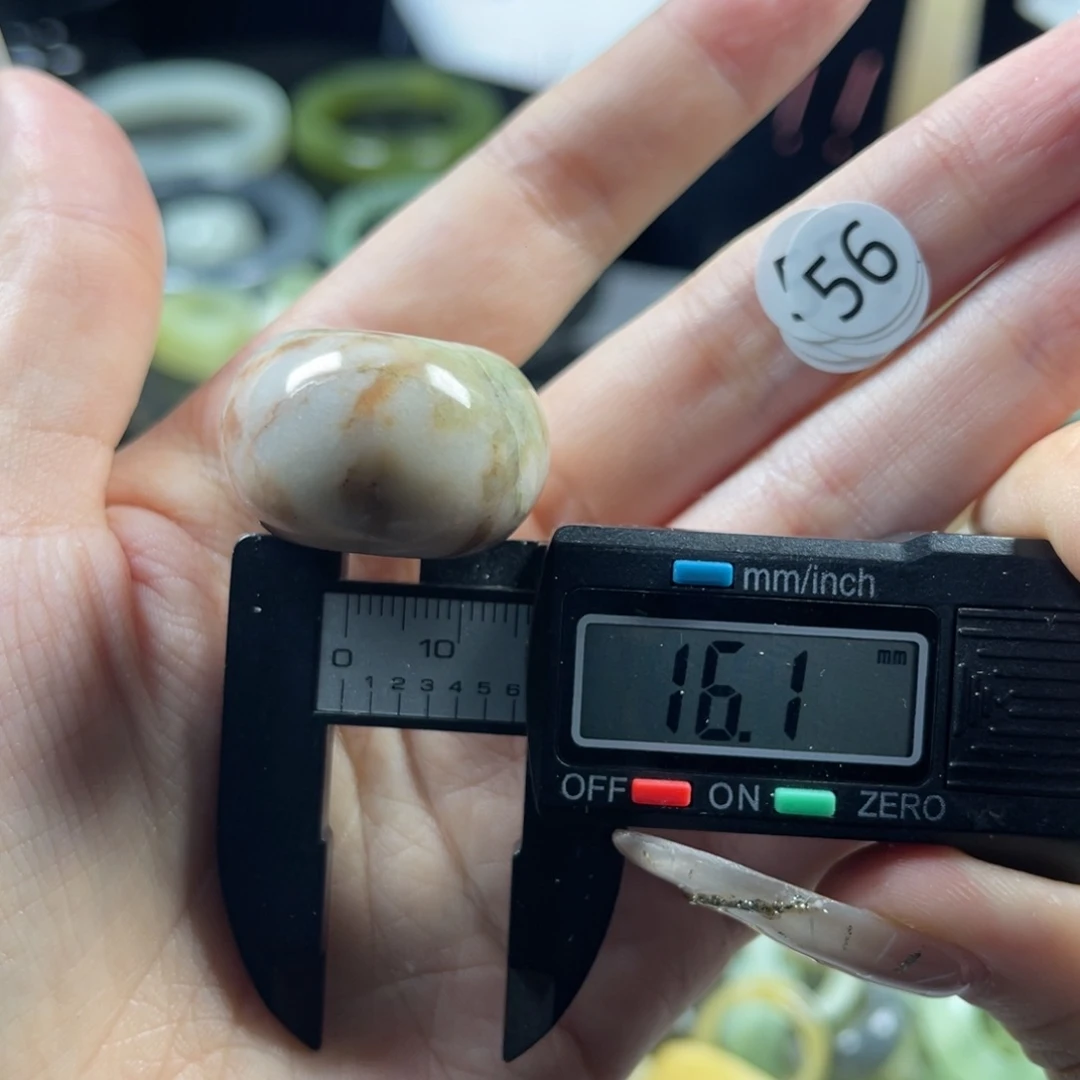 蛇纹石玉未镶嵌戒指