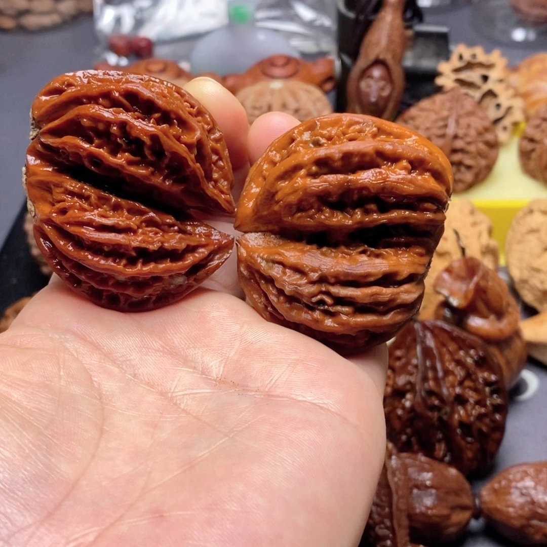 文玩核桃吊坠瑕疵46