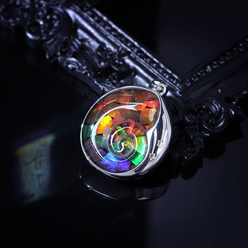 斑彩小螺吊坠（李居明）-多样性发其一