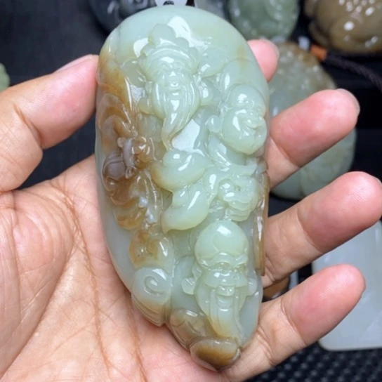 颈饰未镶嵌和田玉威