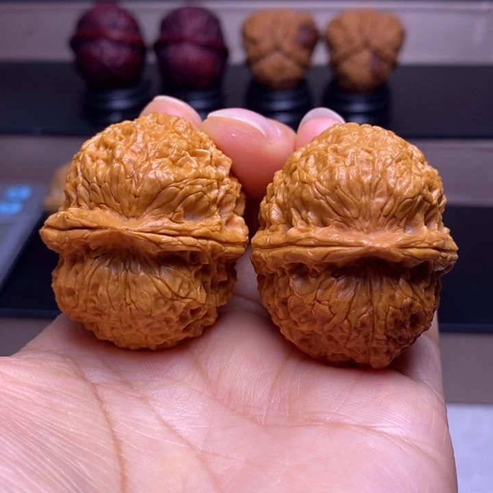 文玩核桃把件芙蓉绣球12