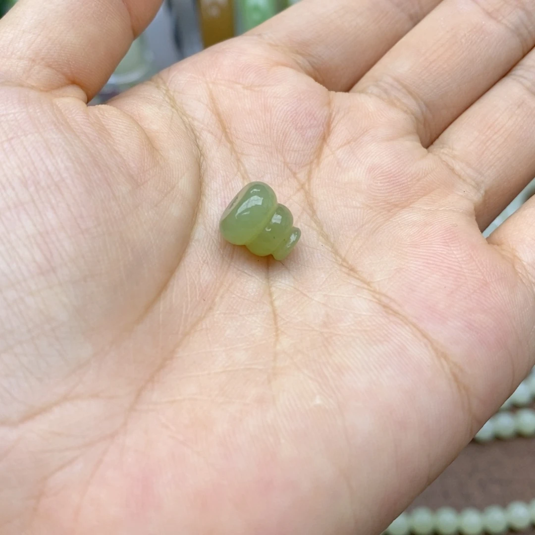 潜***吊坠(不含链)未镶嵌和田玉