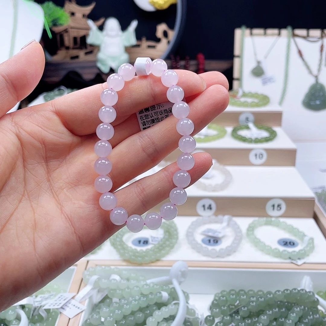 手串未镶嵌和田玉?