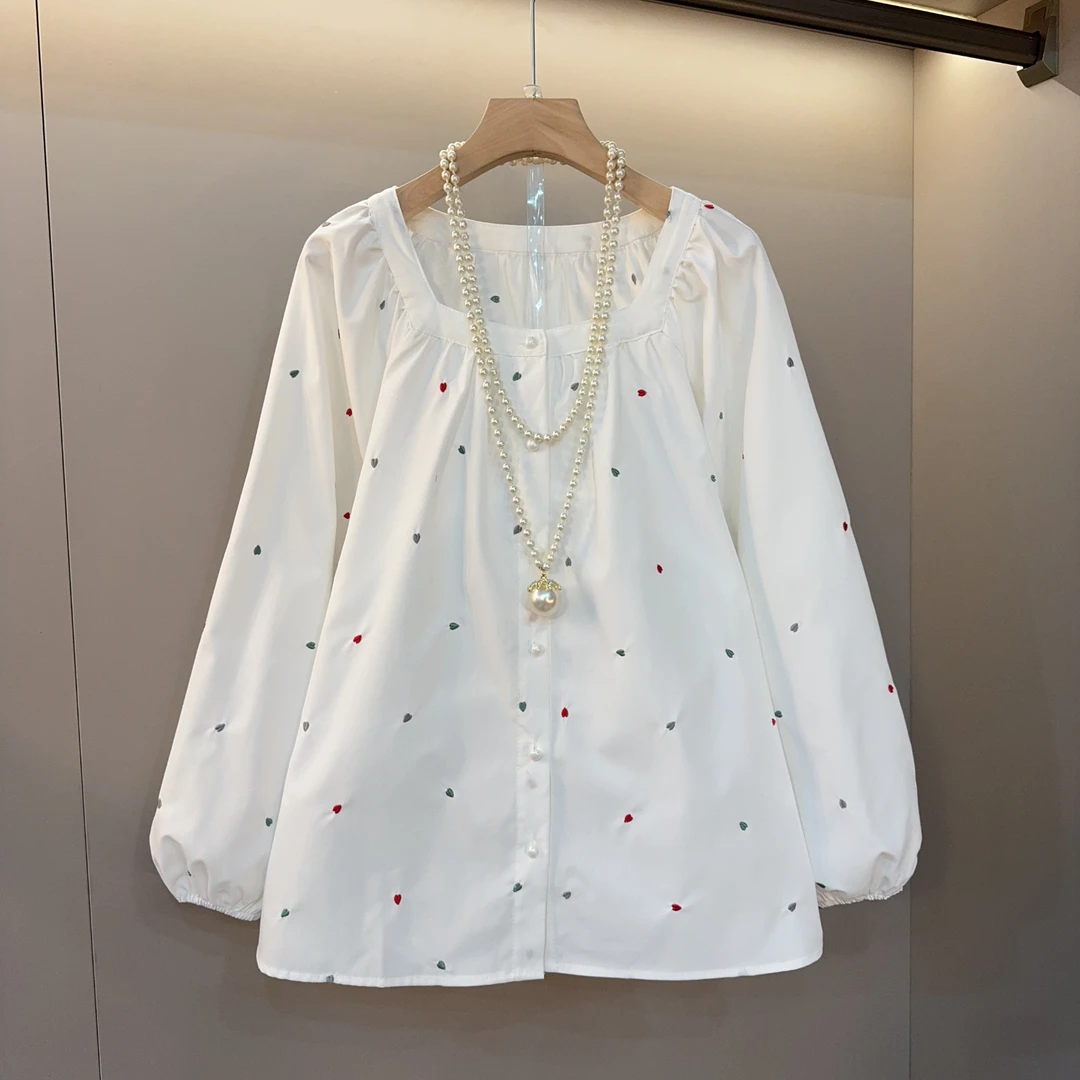长袖衬衫女2025春季新款韩版宽松洋气方领白色上衣爱心刺绣衬衣潮