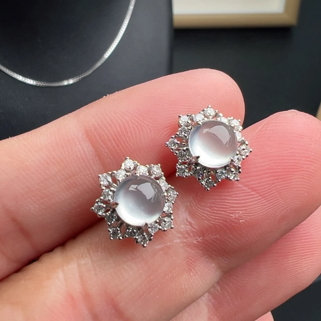 翡翠18K金镶嵌耳饰蛋面6.1