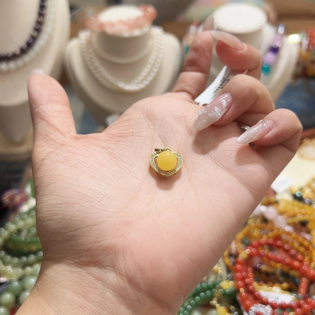 琥珀吊坠(赠链)银S925镀金镶嵌