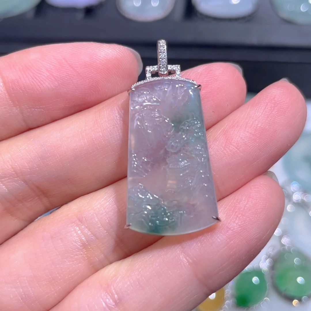 颈饰18K金镶嵌翡翠翡翠