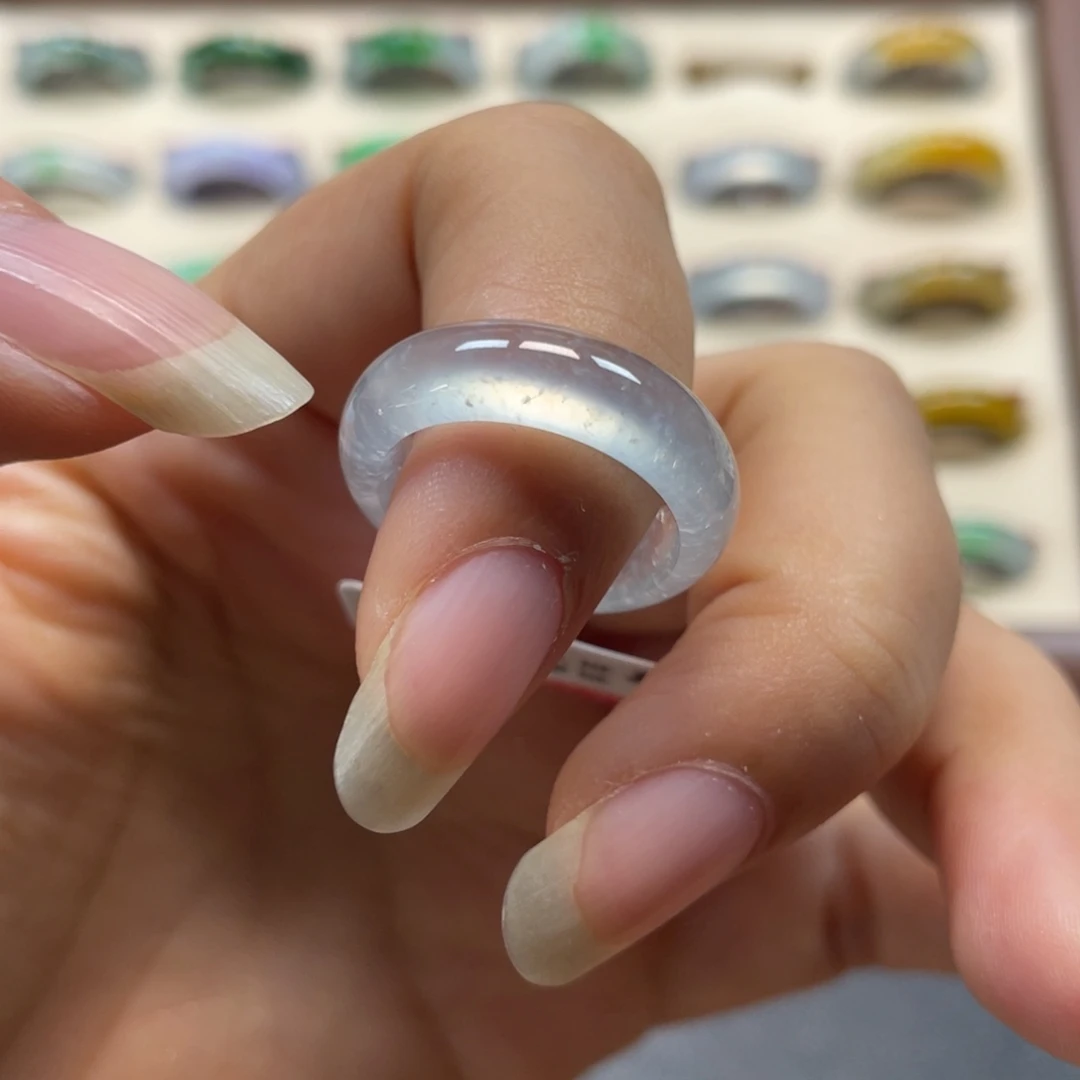 翡翠未镶嵌戒指白灯管12