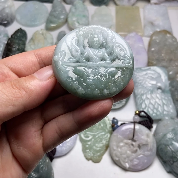 翡翠未镶嵌颈饰娜扎32