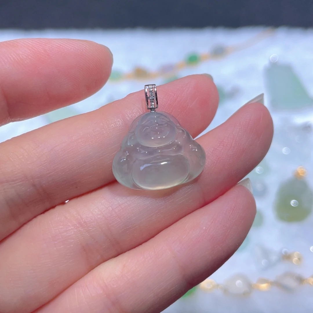 翡翠18K金镶嵌颈饰翡翠