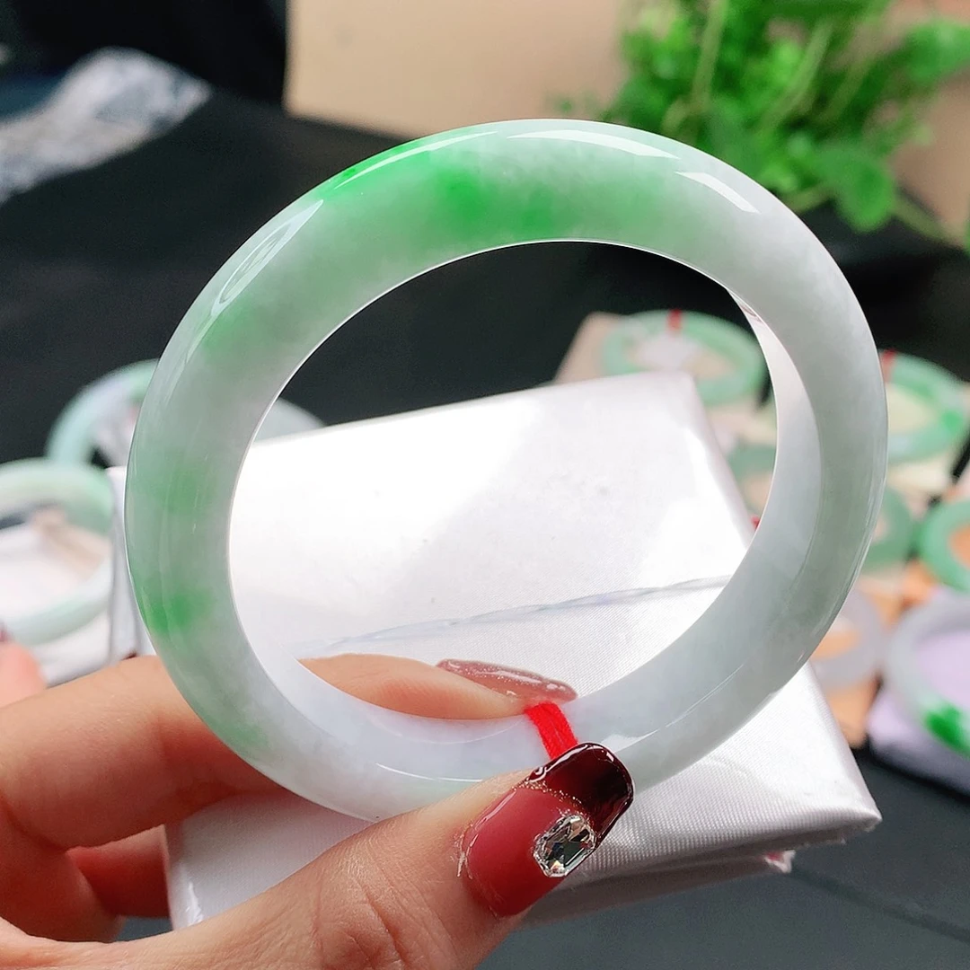 翡翠手镯未镶嵌天然翡翠手镯56