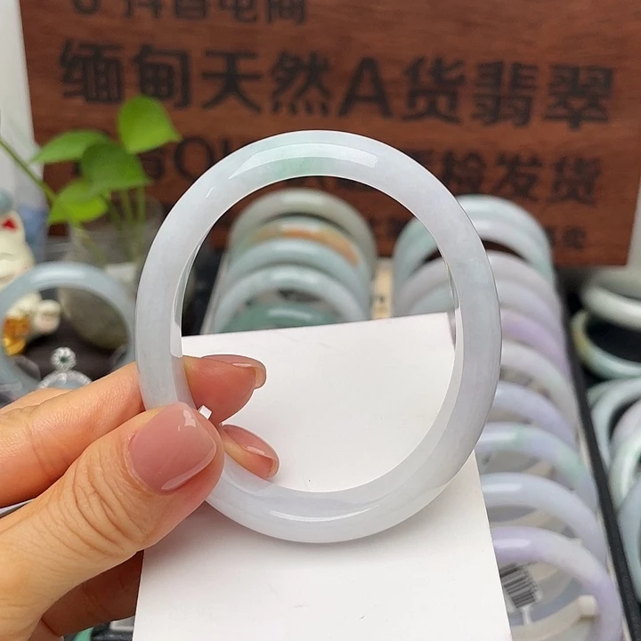 翡翠手镯未镶嵌61贵妃