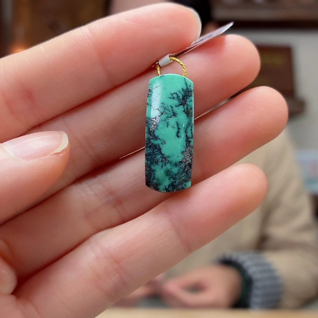 未镶嵌绿松石珠宝奇石兰*?