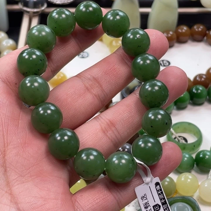 奔****未镶嵌手串和田玉新疆玛纳斯碧玉