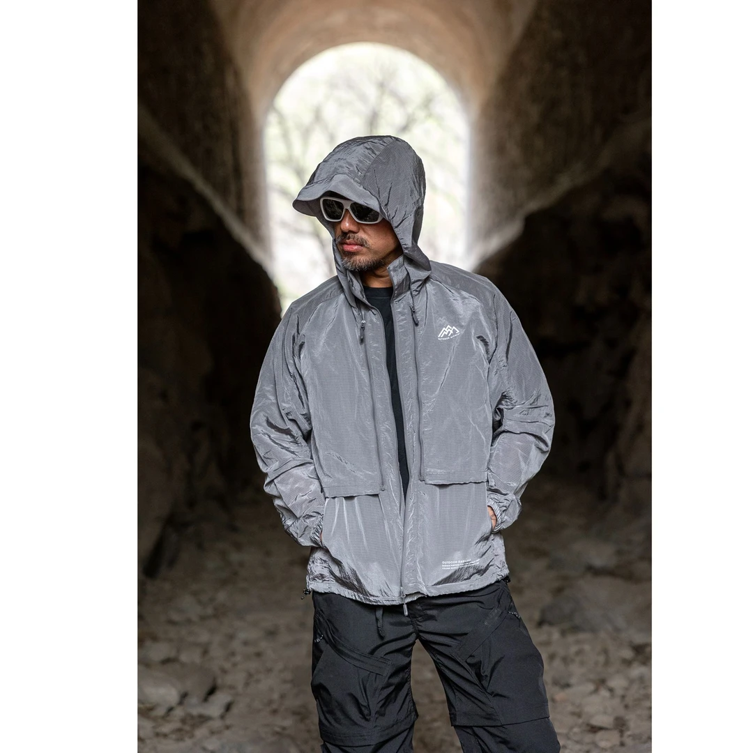 CURRAHEE 机能风户外休闲时尚结构款可拆卸三穿连帽防晒衣