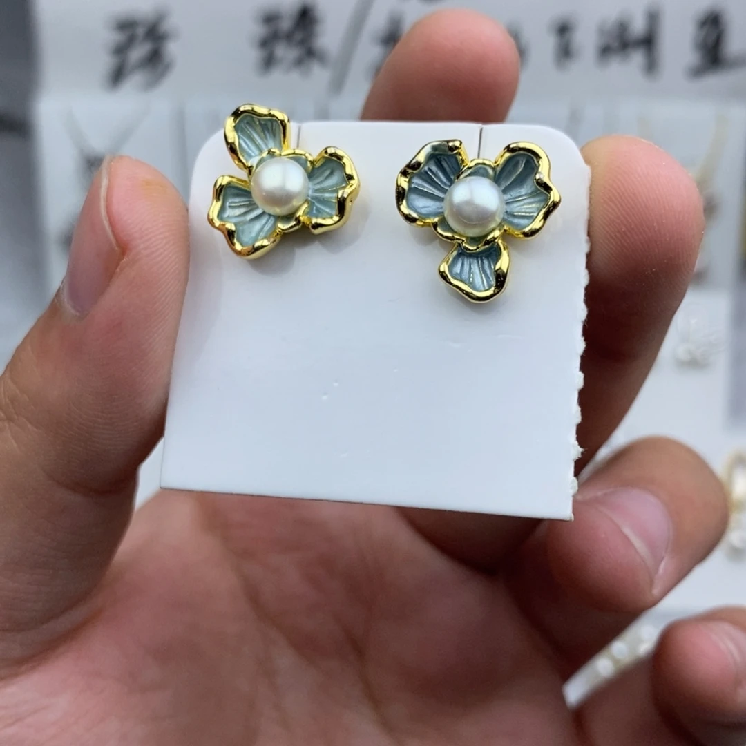 未镶嵌耳饰淡水珍珠