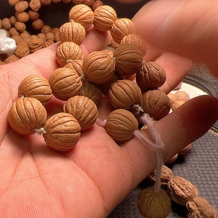 猴头核桃手串ᅠᅠᅠᅠᅠᅠ****莲花