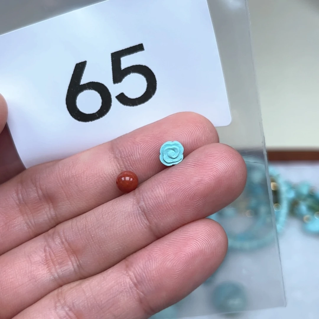 南红玛瑙未镶嵌珠宝奇石