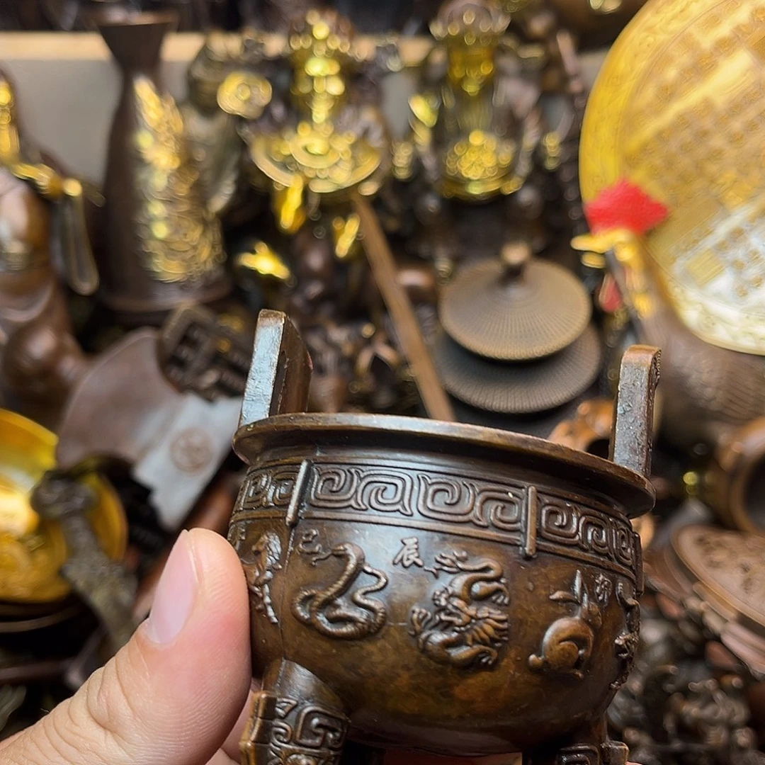 精美铜器工艺品等