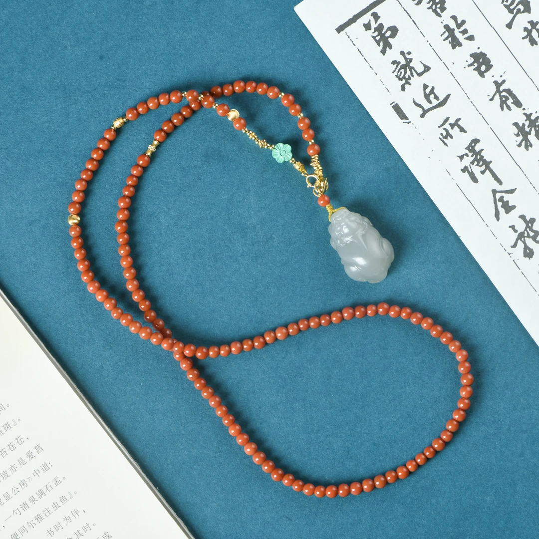 和田玉貔貅吊坠南红0.4脖挂