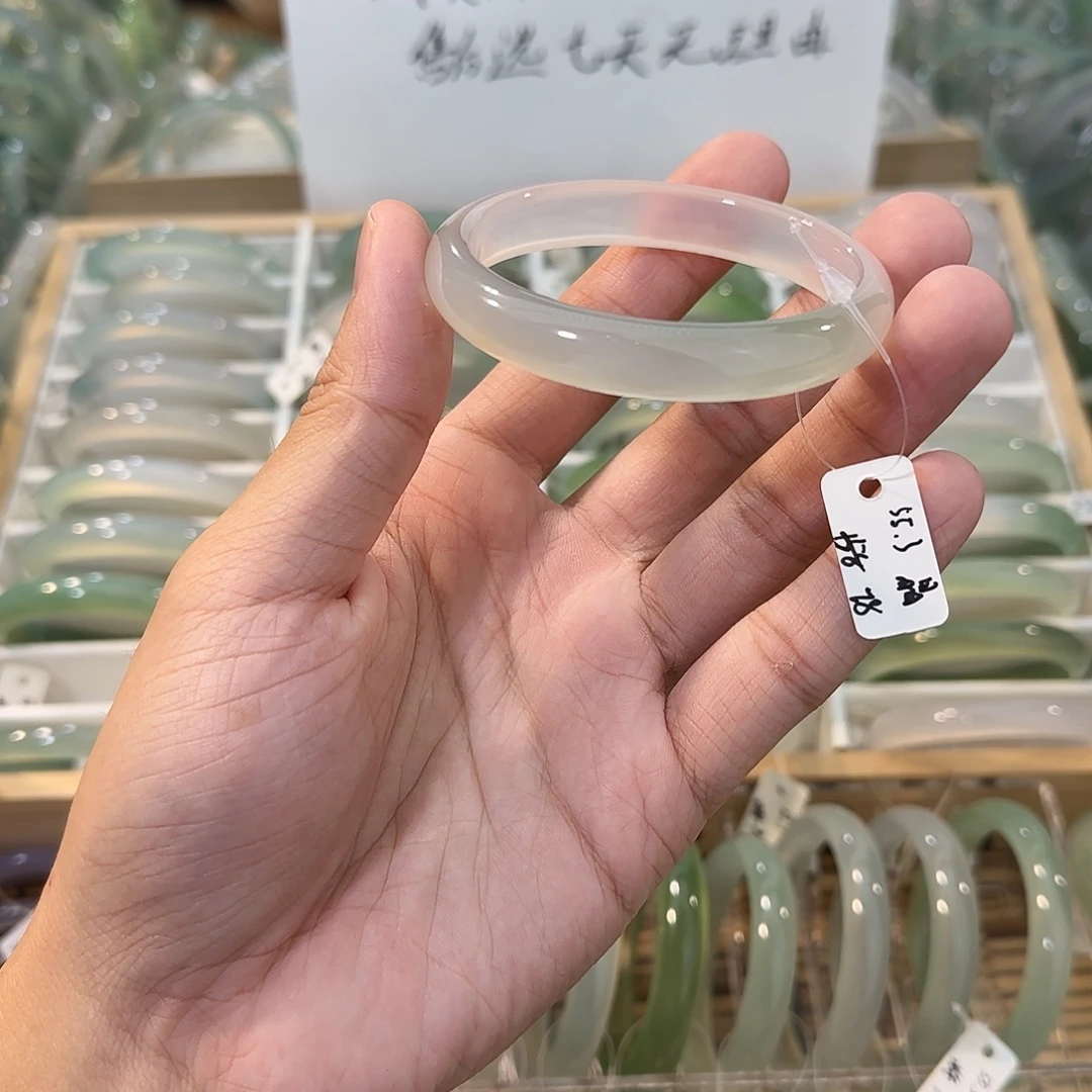 玛瑙/玉髓未镶嵌手镯圈口55.3