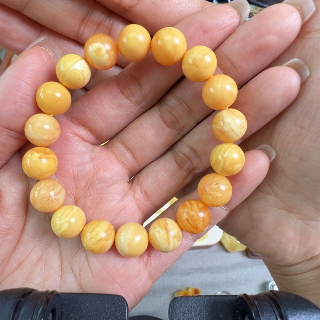 蜜蜡裸石未镶嵌蜜蜡