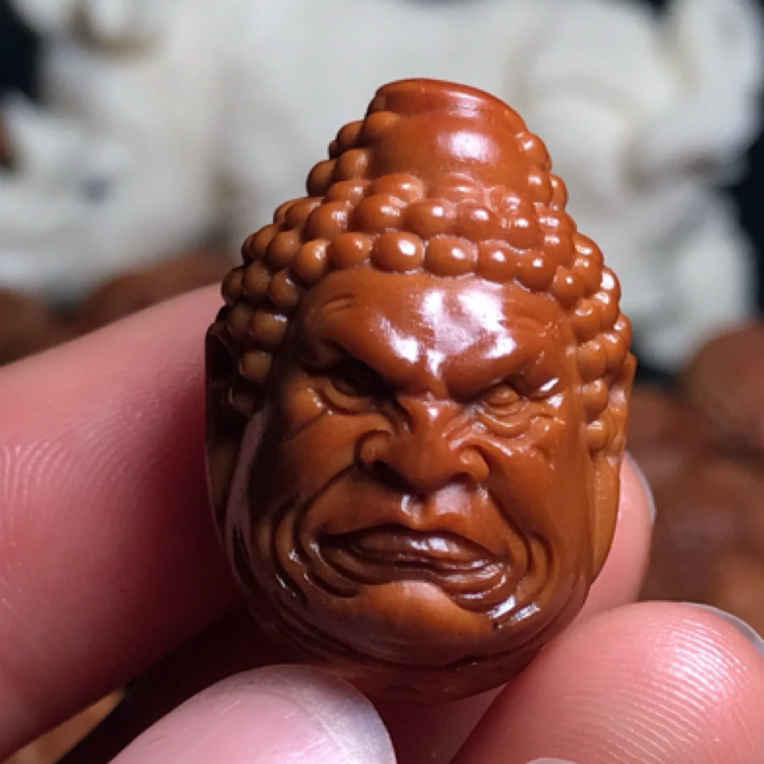 铁核橄榄核雕刻不动明王三通单颗尺寸1.75*2.6cm文玩不动冥王配饰