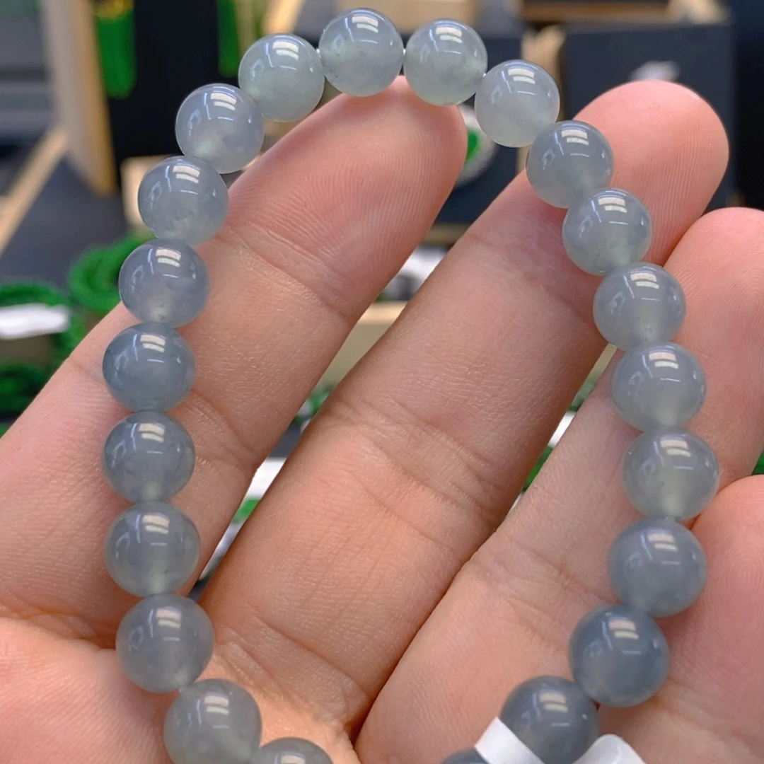 翡翠颈饰未镶嵌卡8.3