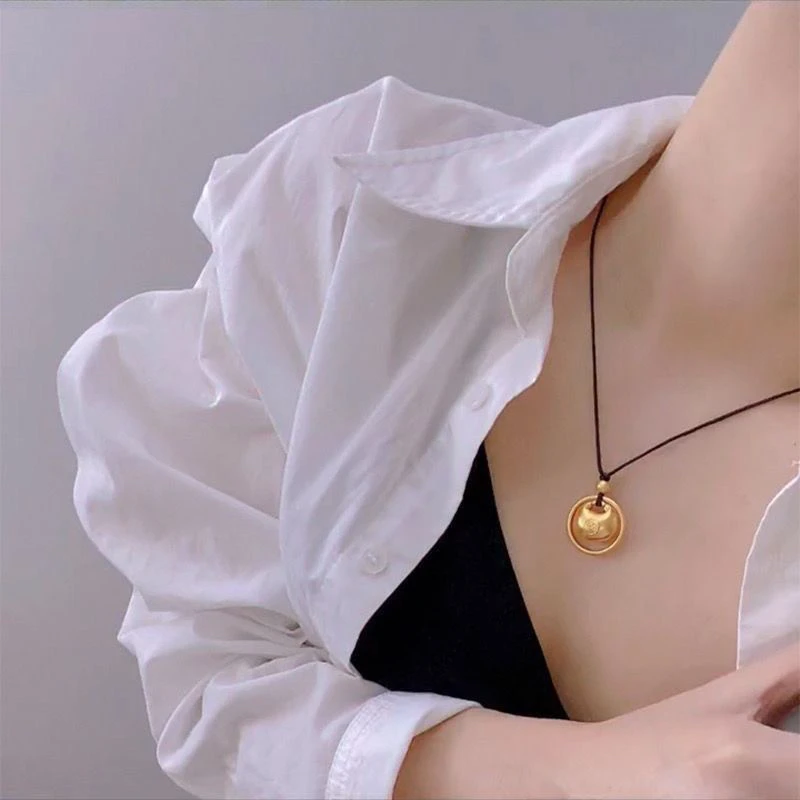 苗苗家~休闲衬衫（我是项链）