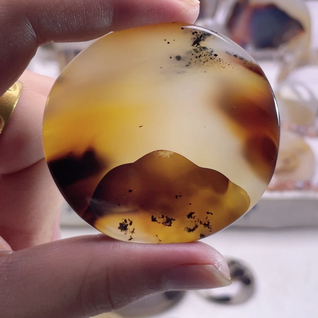 玛瑙/玉髓未镶嵌珠宝奇石