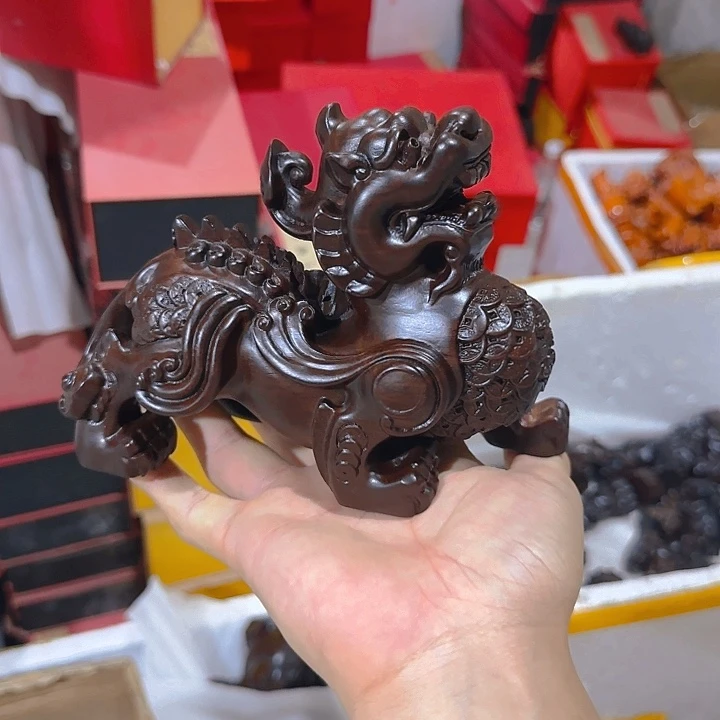 木黑檀木20金钱貔貅一只