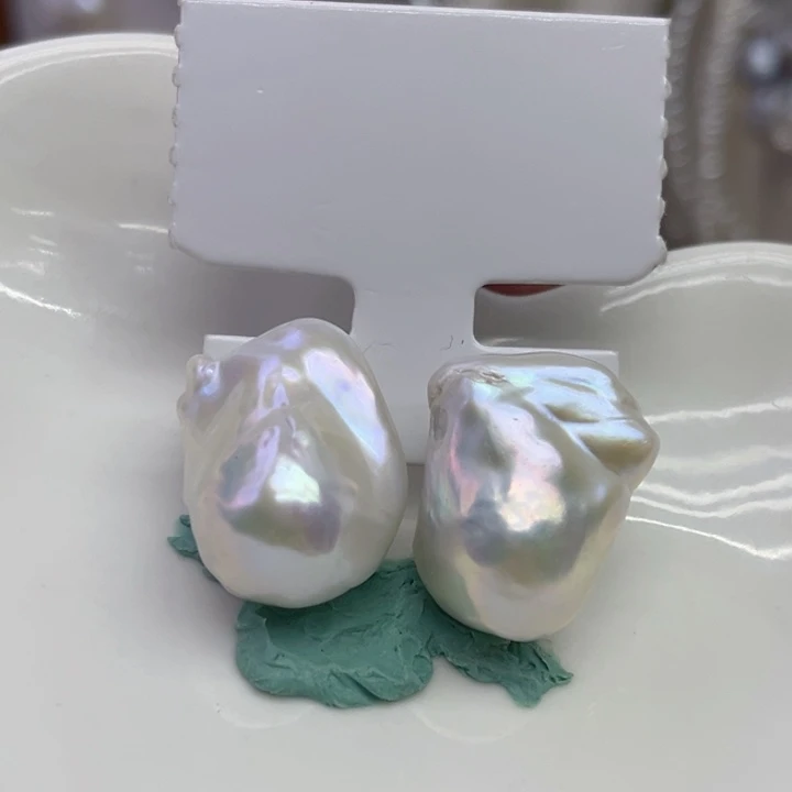 淡水珍珠银S925镶嵌耳饰