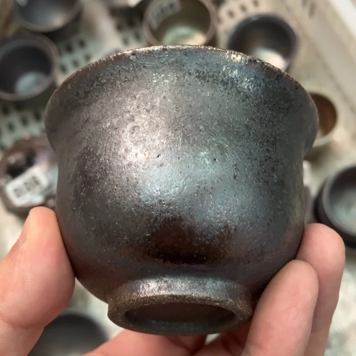 柴烧杯子与宝瓶大放漏