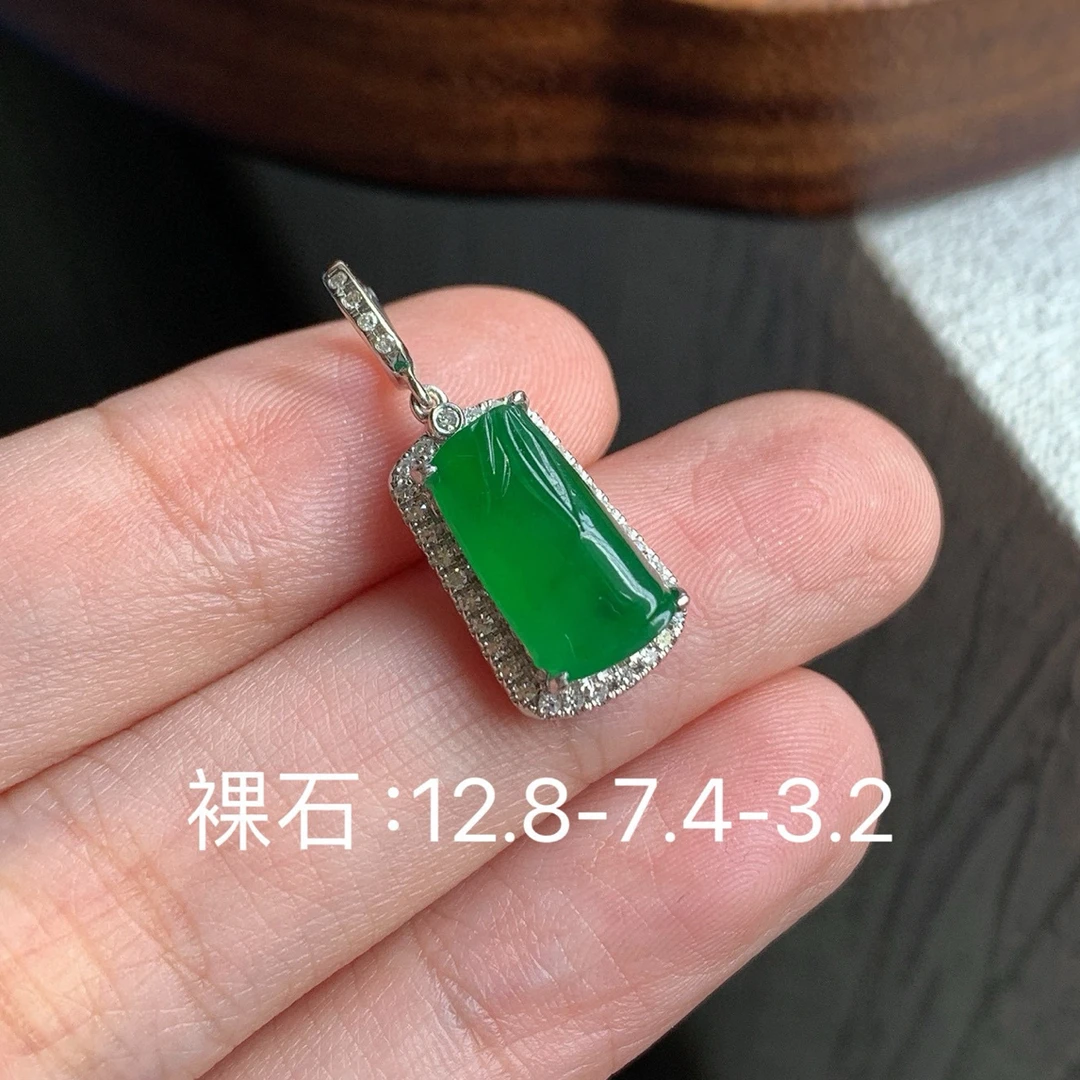 满绿竹节小提溜吊坠A 1128天然缅A翡翠 18k金裸石12.8-7.4-3.2mm