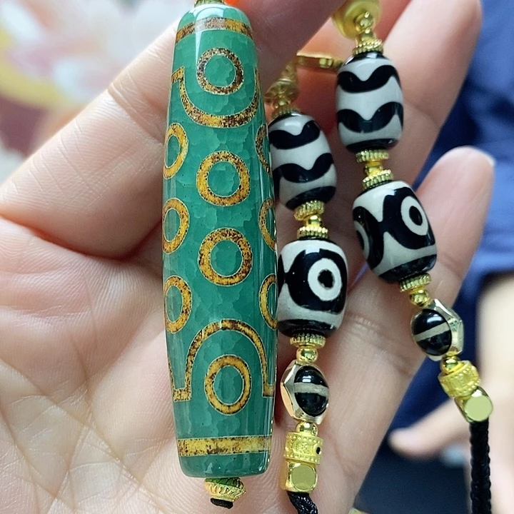 玛瑙/玉髓颈饰合金