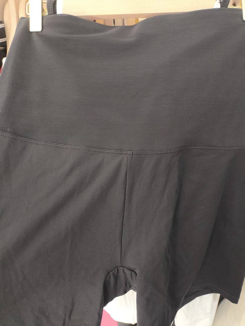 内搭短裤好看显瘦