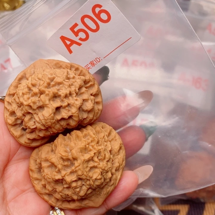核桃把件官帽50尺506号