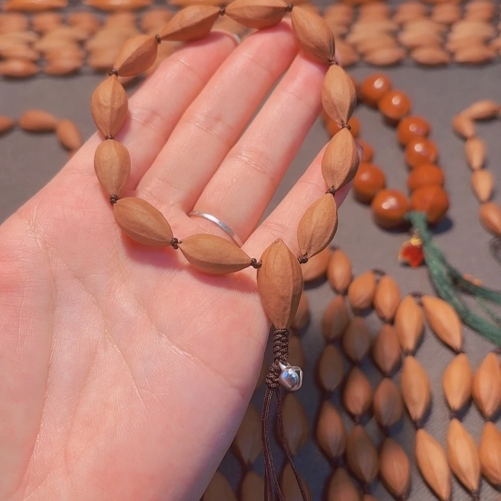 古***北0.9小瓜子手串3通款