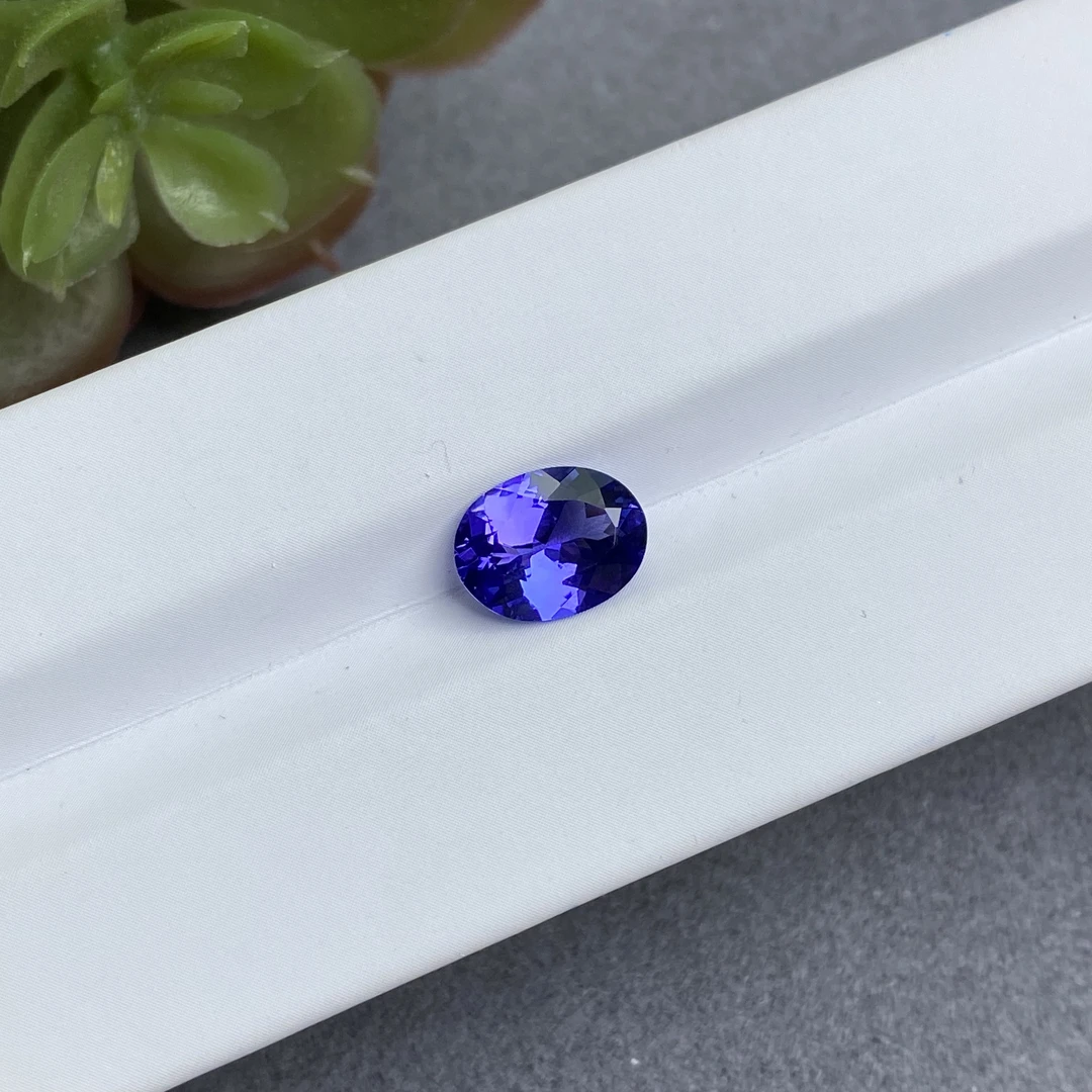 K29-FY-2.88ct-椭圆形坦桑石裸石