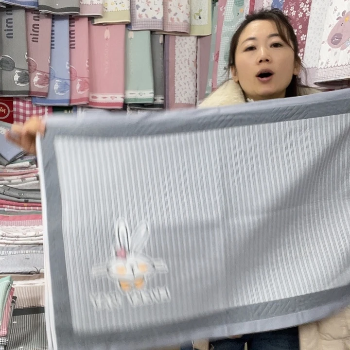 棉特价促销灰色竖条兔