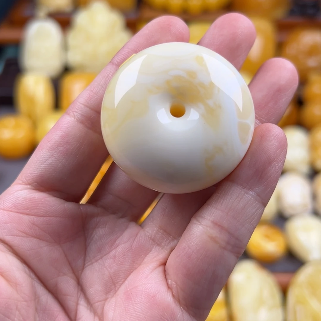 琥珀颈饰未镶嵌纯天然琥珀蜜蜡无优化