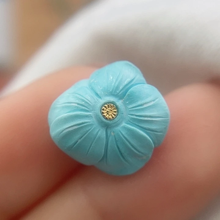 绿松石未镶嵌珠宝奇石