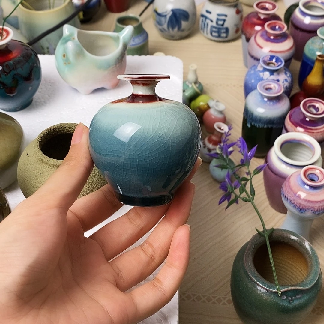 摆件巴掌大不插花景德镇高温陶瓷小花器