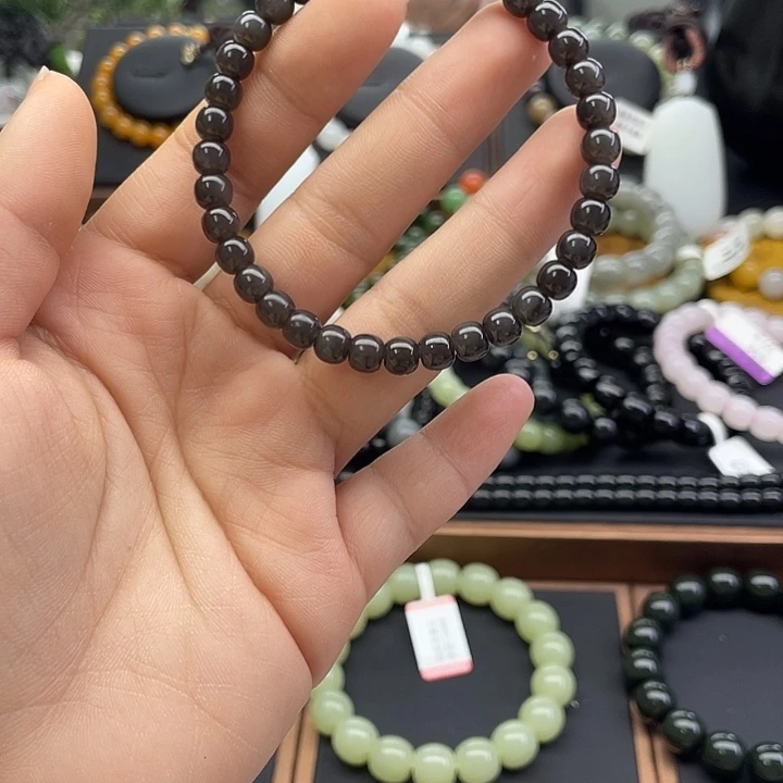 和田玉未镶嵌手串